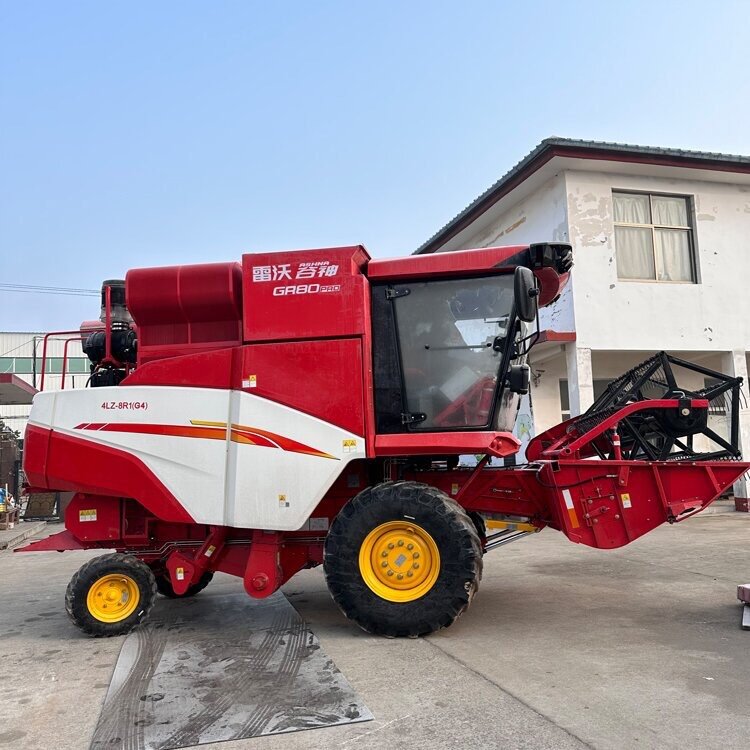 Combine harvester 190hp for Rice, Wheat, and other grains - Image 3